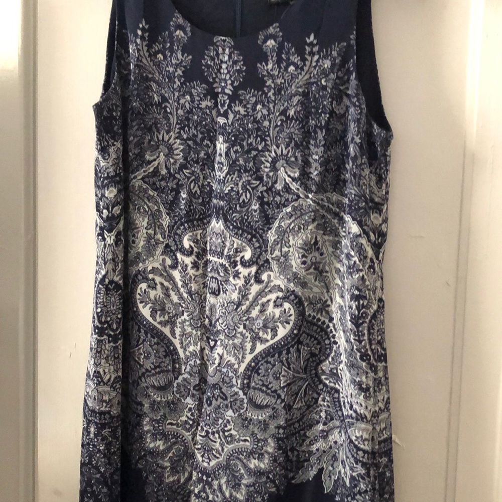 Women’s dress